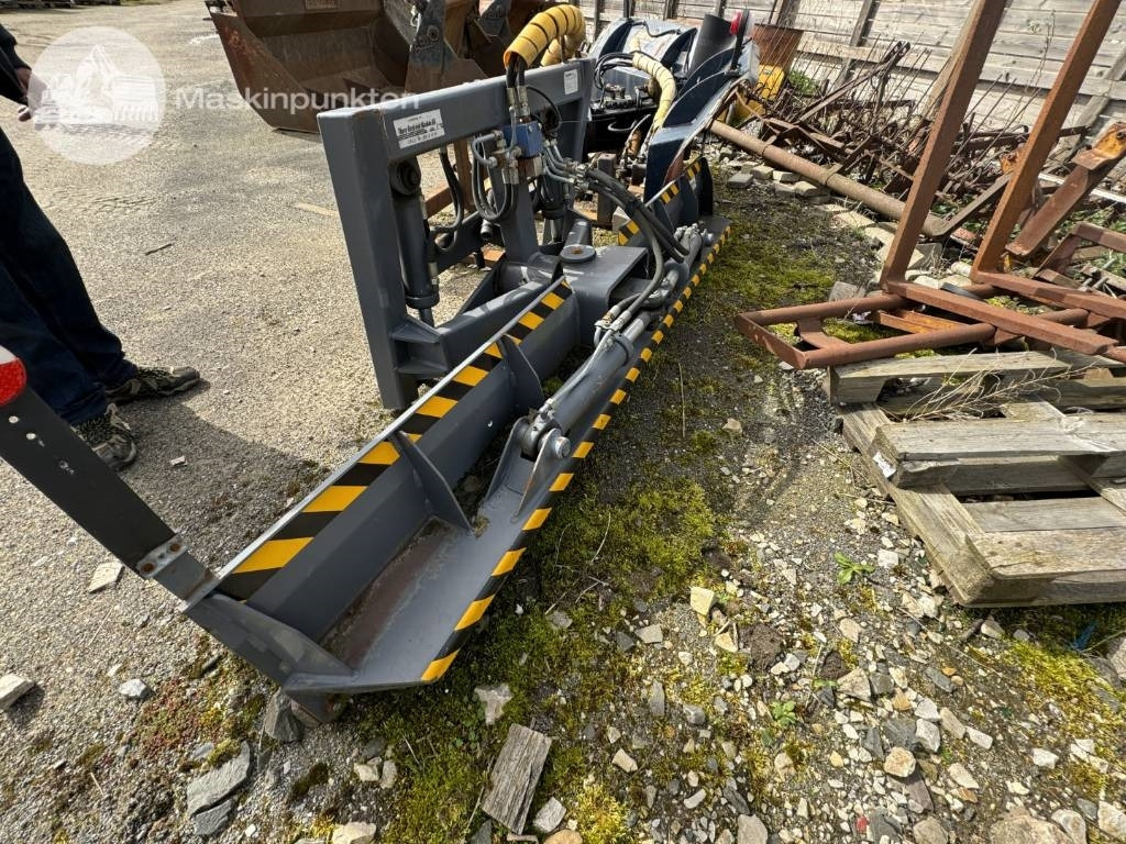 Vilakoneoy Planskrapa - Blade for Construction machinery: picture 1 Vilakoneoy Planskrapa - Blade for Construction machinery: picture 1