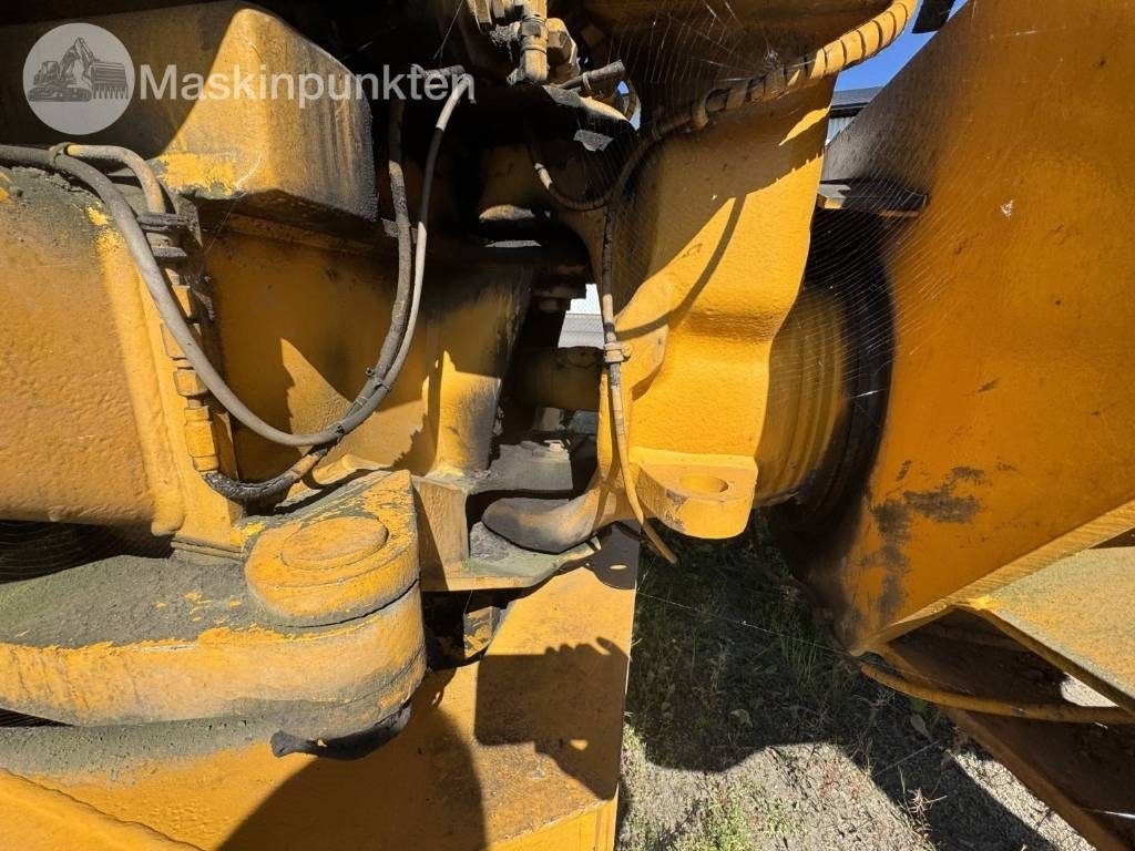 Articulated dump truck Volvo A 25 C: picture 12