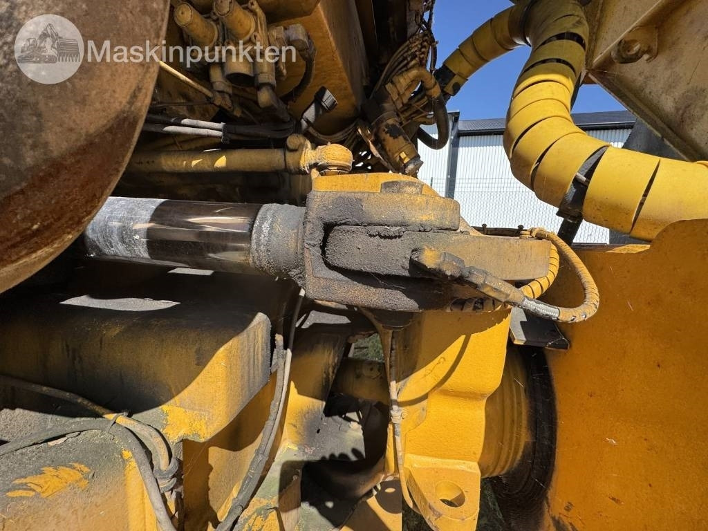 Articulated dump truck Volvo A 25 C: picture 13