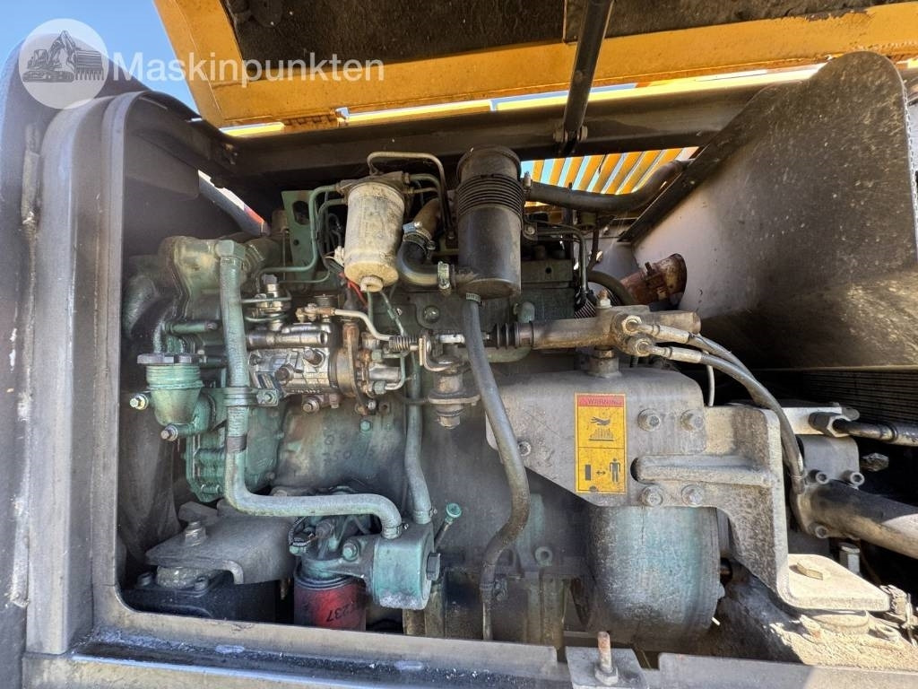 Wheel excavator Volvo EW 140 B: picture 39