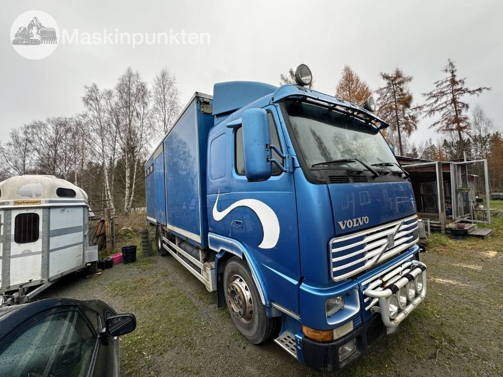 Volvo FH 12 - Livestock truck: picture 3 Volvo FH 12 - Livestock truck: picture 3