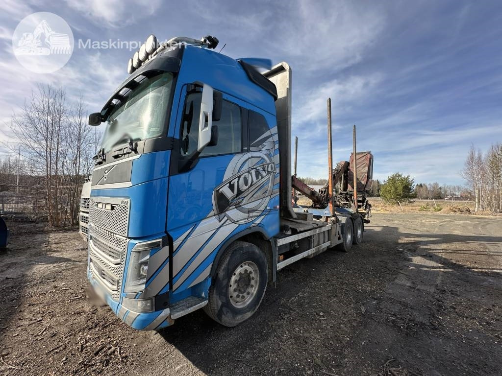 Volvo FH 16 750 - Timber truck: picture 3 Volvo FH 16 750 - Timber truck: picture 3