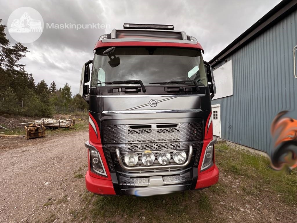 Volvo FH 16 750 - Timber truck: picture 2 Volvo FH 16 750 - Timber truck: picture 2