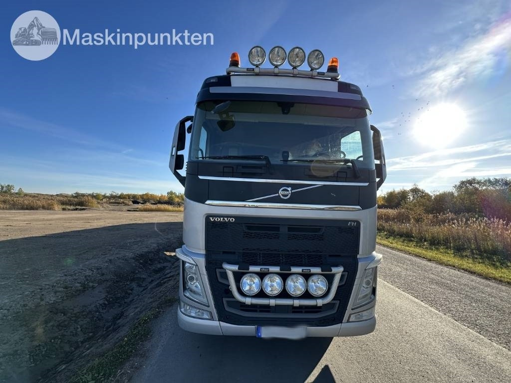 Volvo FH 6*2  - Hook lift truck: picture 2 Volvo FH 6*2  - Hook lift truck: picture 2