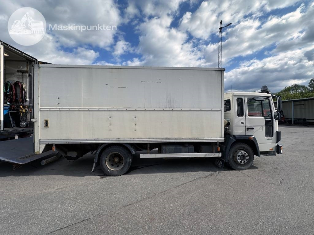 Volvo FL 610 Verkstadsinredd - Box truck: picture 4 Volvo FL 610 Verkstadsinredd - Box truck: picture 4