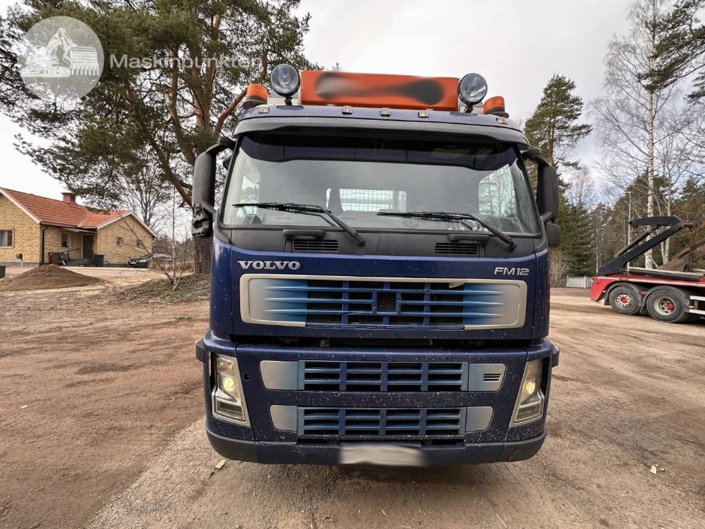 Volvo FM 12 420 LAXO Liftdumper + lastväxlare + flak  - Skip loader truck: picture 2 Volvo FM 12 420 LAXO Liftdumper + lastväxlare + flak  - Skip loader truck: picture 2