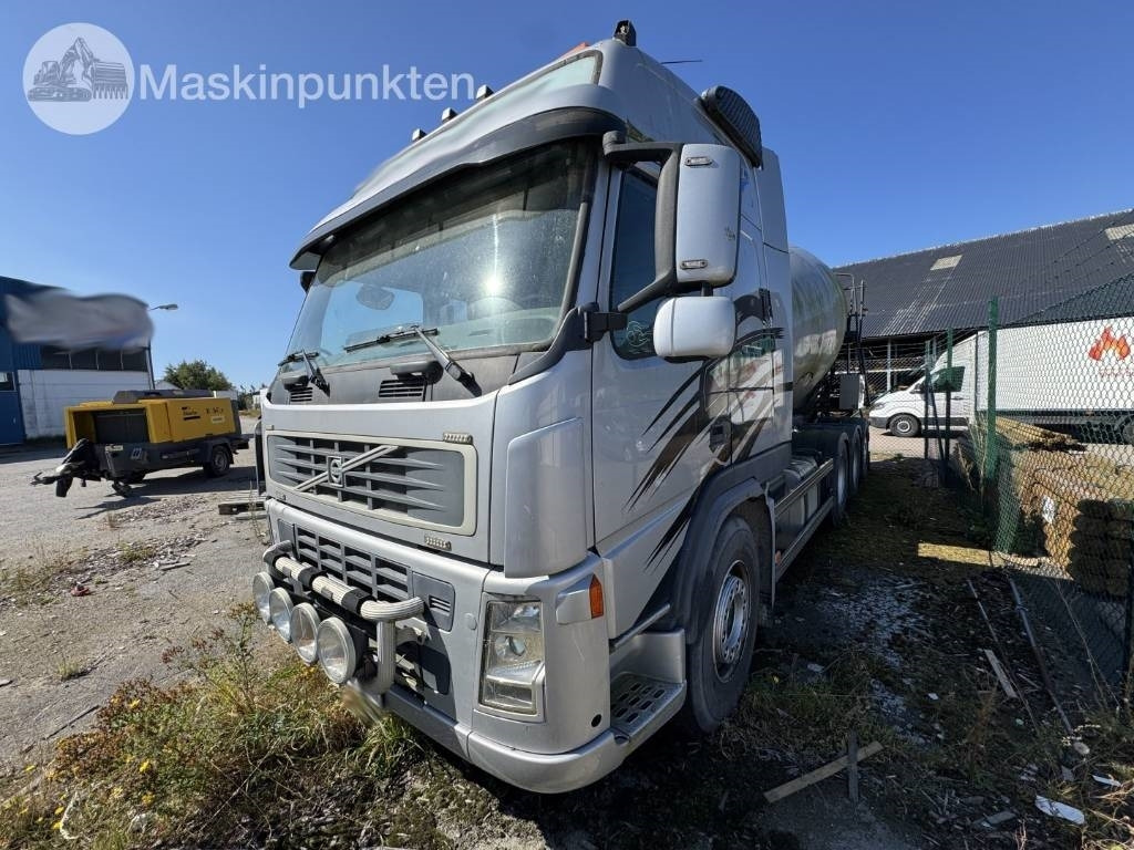 Volvo FM 440 - Concrete mixer truck: picture 1 Volvo FM 440 - Concrete mixer truck: picture 1