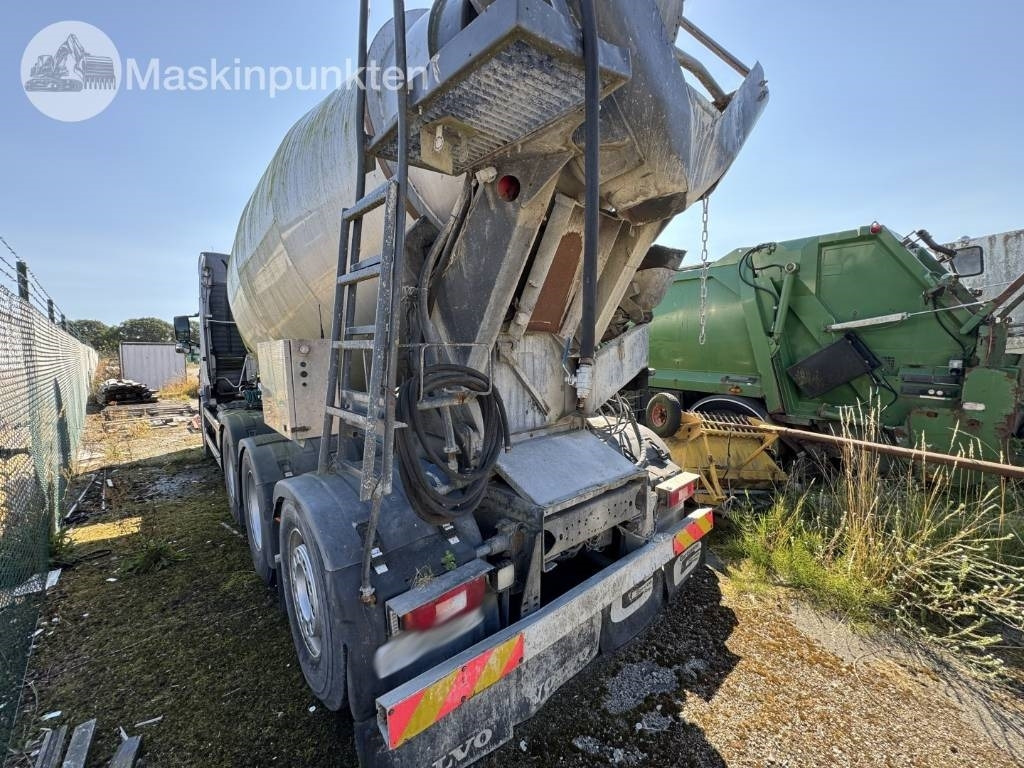 Volvo FM 440 - Concrete mixer truck: picture 2 Volvo FM 440 - Concrete mixer truck: picture 2