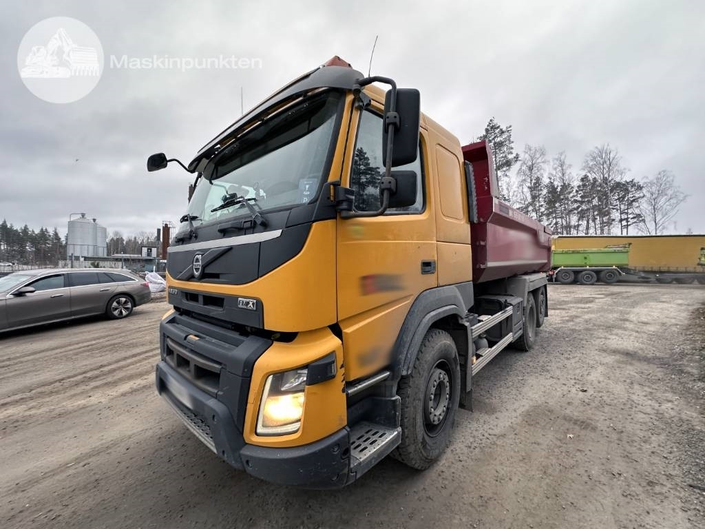 Volvo FMX 380 - Tipper: picture 4 Volvo FMX 380 - Tipper: picture 4