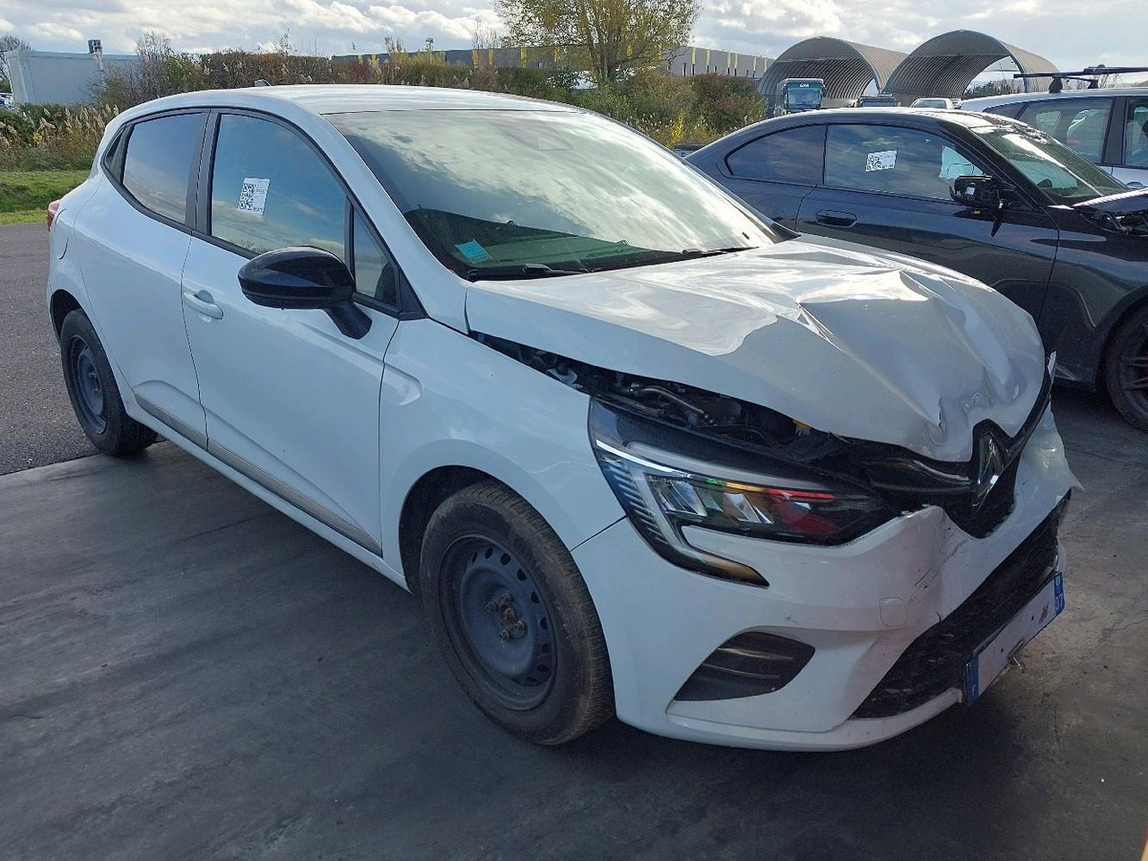 RENAULT CLIO V 1.0 TCE 90 EVOLUTION - Car: picture 2 RENAULT CLIO V 1.0 TCE 90 EVOLUTION - Car: picture 2