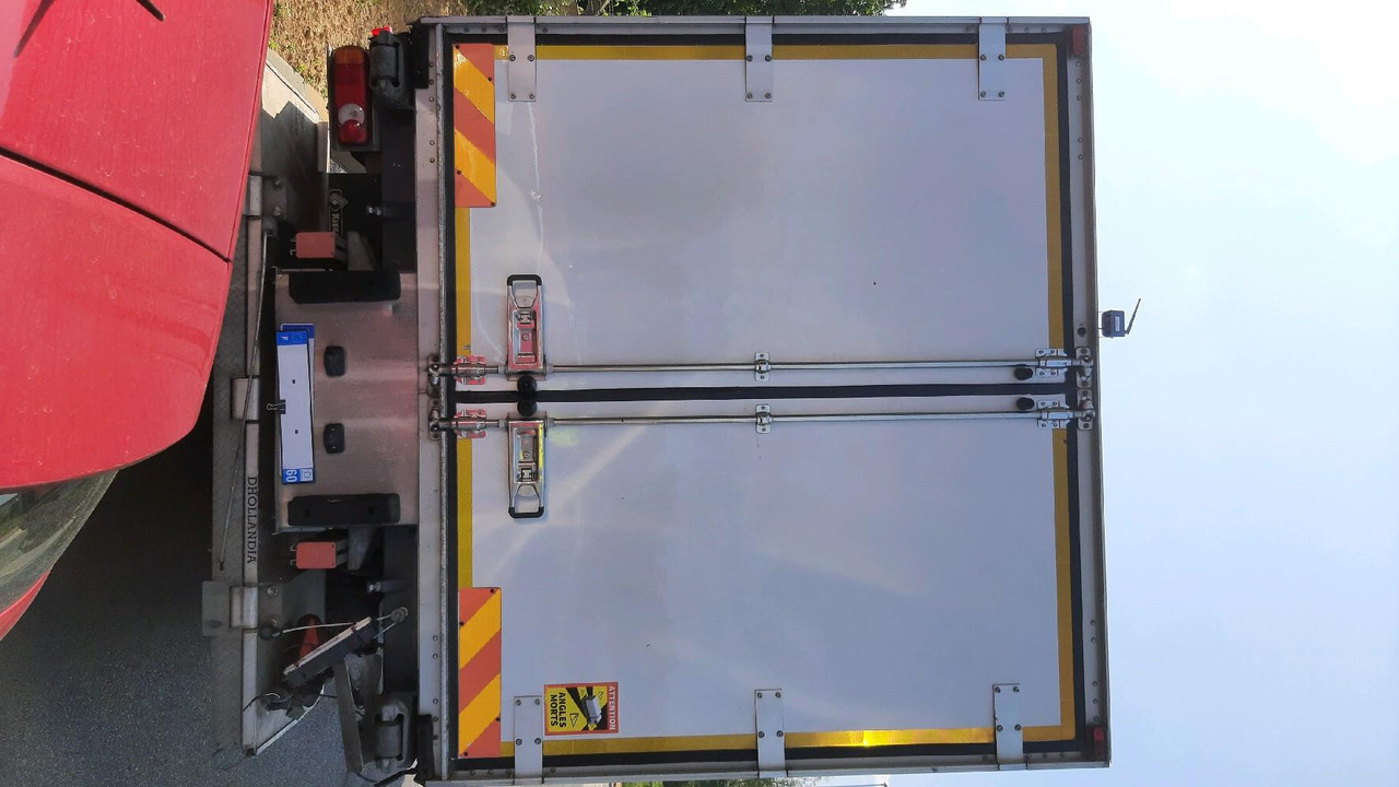 RENAULT PORTEUR FRIGO D - Refrigerated truck: picture 5 RENAULT PORTEUR FRIGO D - Refrigerated truck: picture 5