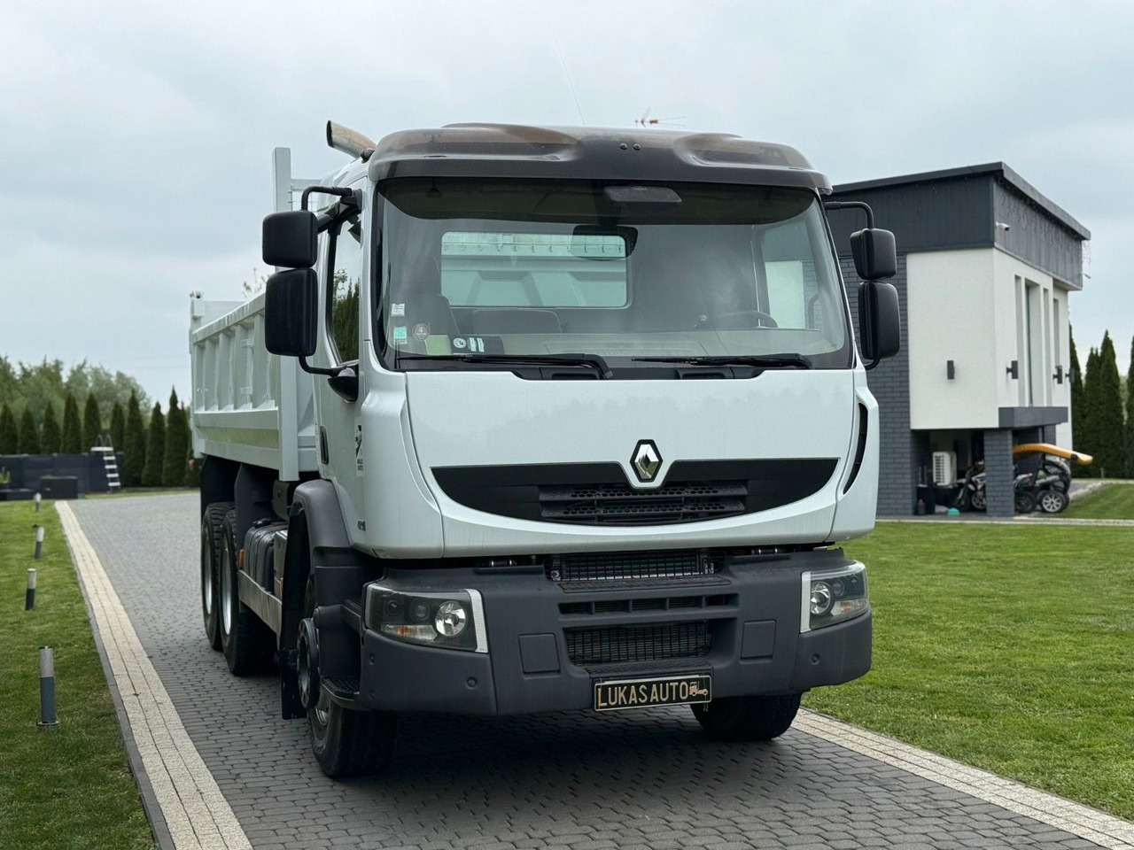 Renault PREMIUM 410 DXI 6X4 TIPPER - Tipper: picture 4 Renault PREMIUM 410 DXI 6X4 TIPPER - Tipper: picture 4