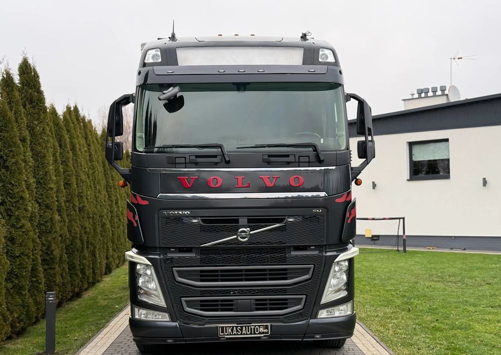 Volvo FH 500 6X2 CHEREAU THERMO KING UT1200 - Refrigerated truck: picture 2 Volvo FH 500 6X2 CHEREAU THERMO KING UT1200 - Refrigerated truck: picture 2