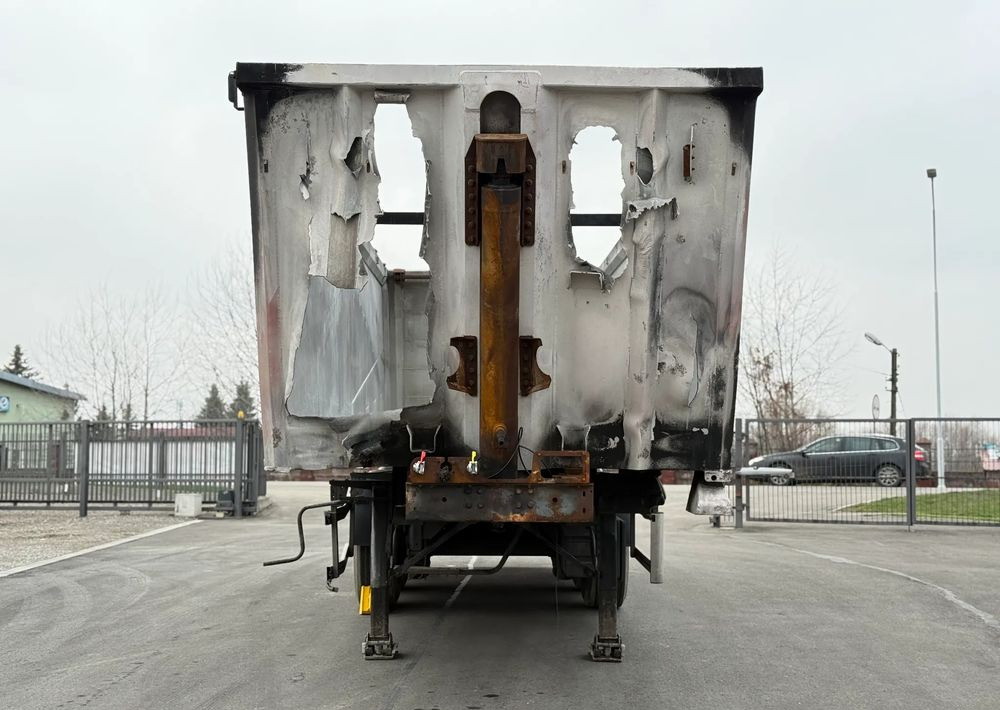 Wielton 42 m3 OSIE SAF USZKODZONY - Tipper semi-trailer: picture 2 Wielton 42 m3 OSIE SAF USZKODZONY - Tipper semi-trailer: picture 2