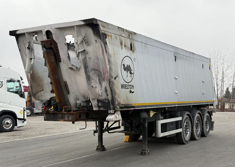 Wielton 42 m3 OSIE SAF USZKODZONY - Tipper semi-trailer: picture 3 Wielton 42 m3 OSIE SAF USZKODZONY - Tipper semi-trailer: picture 3