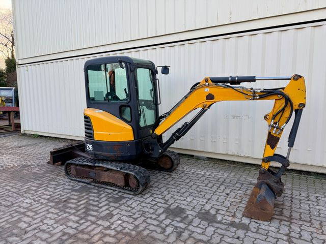 Bobcat E26 / 2016 BJ / 3 x Löffel / 3.905 H - Mini excavator: picture 4 Bobcat E26 / 2016 BJ / 3 x Löffel / 3.905 H - Mini excavator: picture 4