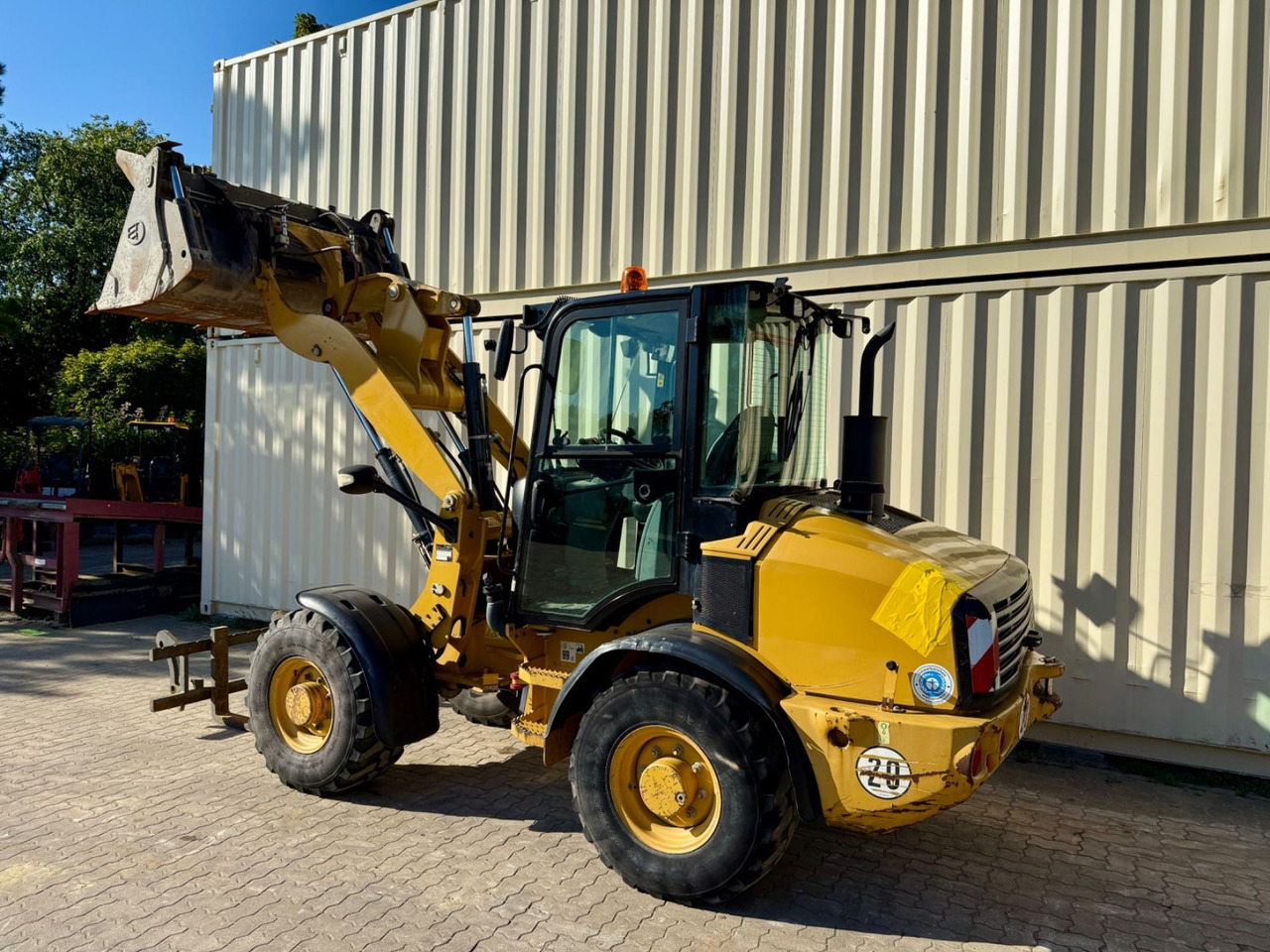 CAT 907H2 / 2014 BJ / 6.390 H / Schaufel + Gabel - Wheel loader: picture 5 CAT 907H2 / 2014 BJ / 6.390 H / Schaufel + Gabel - Wheel loader: picture 5