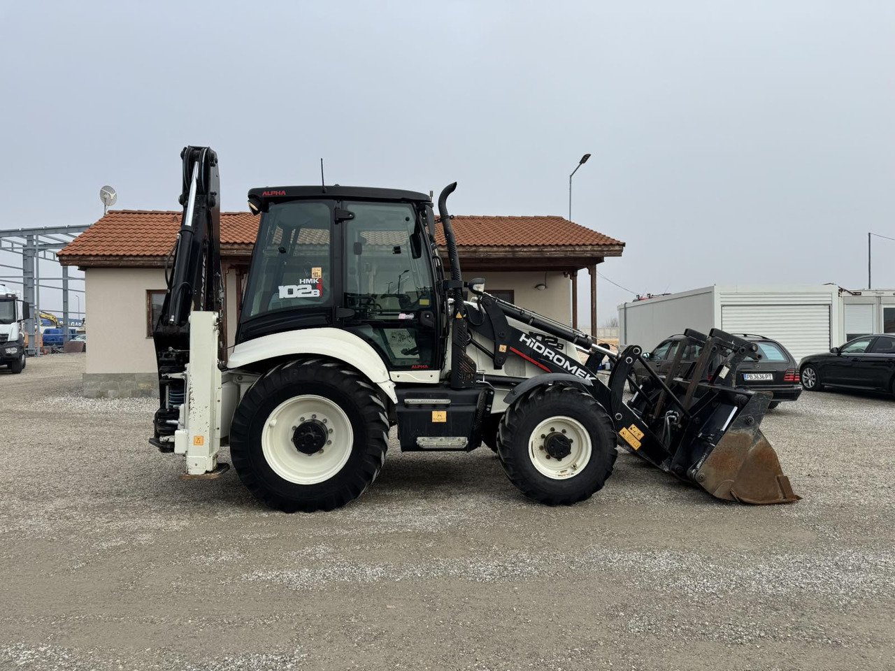 Backhoe loader HIDROMEK HMK102B: picture 8 Backhoe loader HIDROMEK HMK102B: picture 8