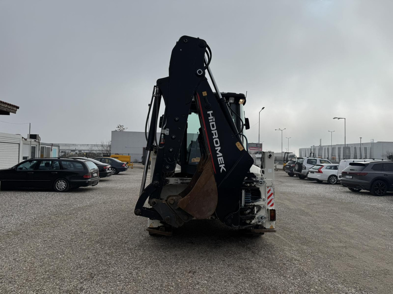 Backhoe loader HIDROMEK HMK102B: picture 6 Backhoe loader HIDROMEK HMK102B: picture 6