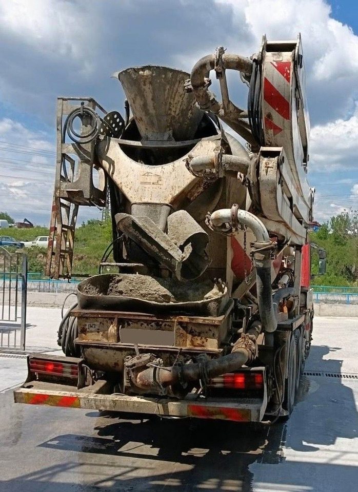 Iveco TRAKKER 450 COIME 35 - Concrete pump truck: picture 5 Iveco TRAKKER 450 COIME 35 - Concrete pump truck: picture 5