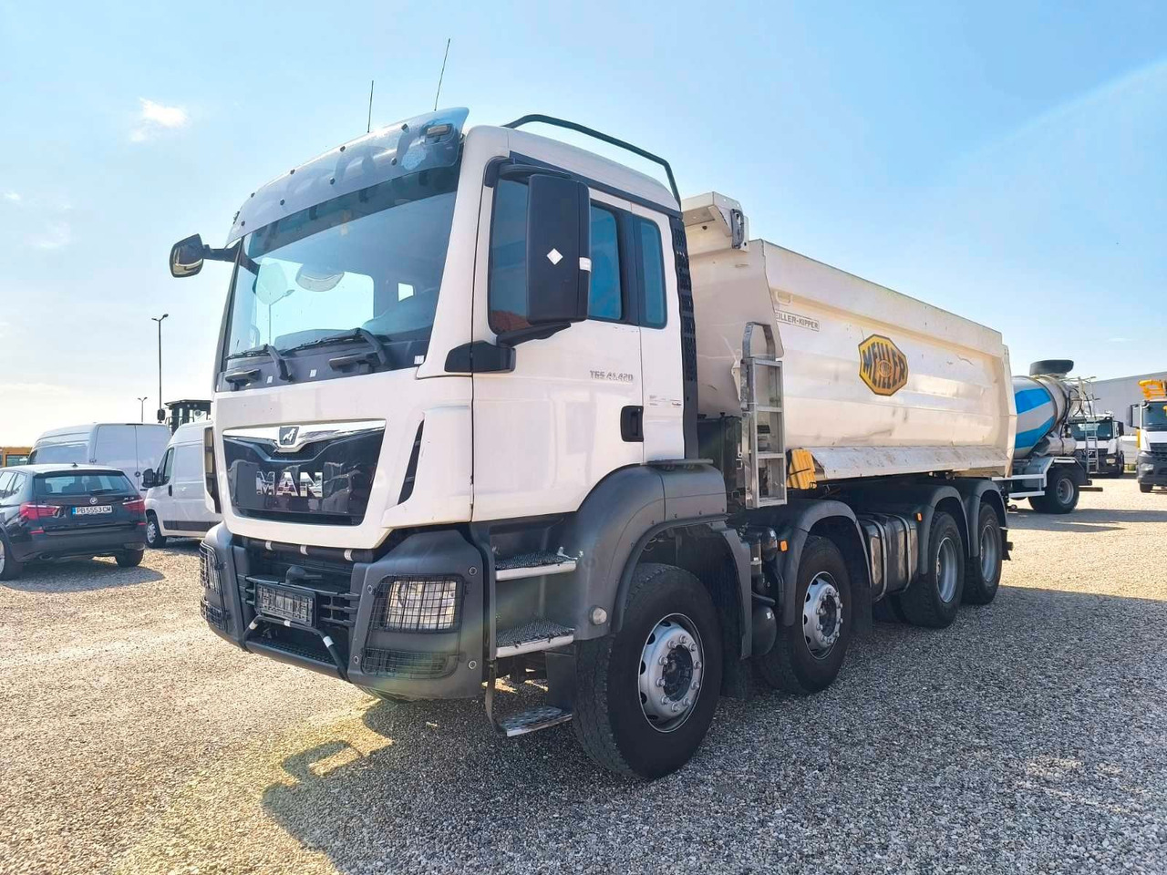 MAN TGS 41.420 MEILLER KIPPER - Skip loader truck: picture 3 MAN TGS 41.420 MEILLER KIPPER - Skip loader truck: picture 3