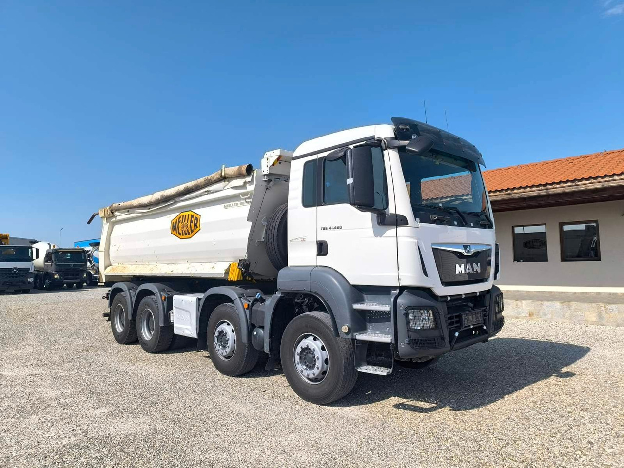 MAN TGS 41.420 MEILLER KIPPER - Skip loader truck: picture 1 MAN TGS 41.420 MEILLER KIPPER - Skip loader truck: picture 1