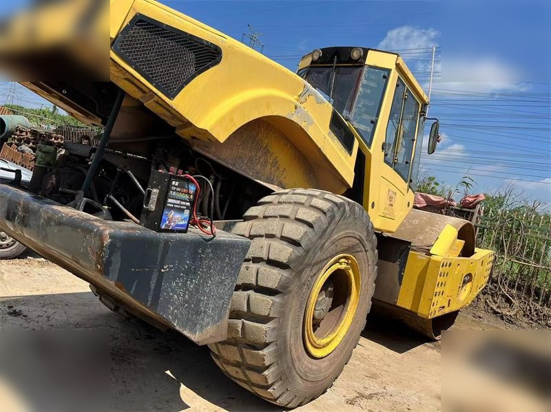 BOMAG BW226DH-4 - Compactor: picture 4 BOMAG BW226DH-4 - Compactor: picture 4