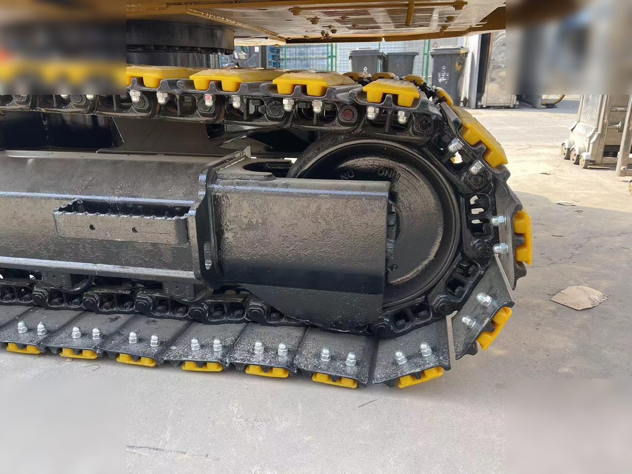 Crawler excavator CATERPILLAR 307.5: picture 7