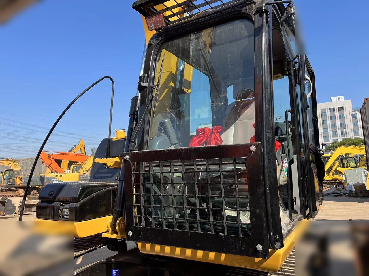 CATERPILLAR 313D2 GC - Crawler excavator: picture 3 CATERPILLAR 313D2 GC - Crawler excavator: picture 3