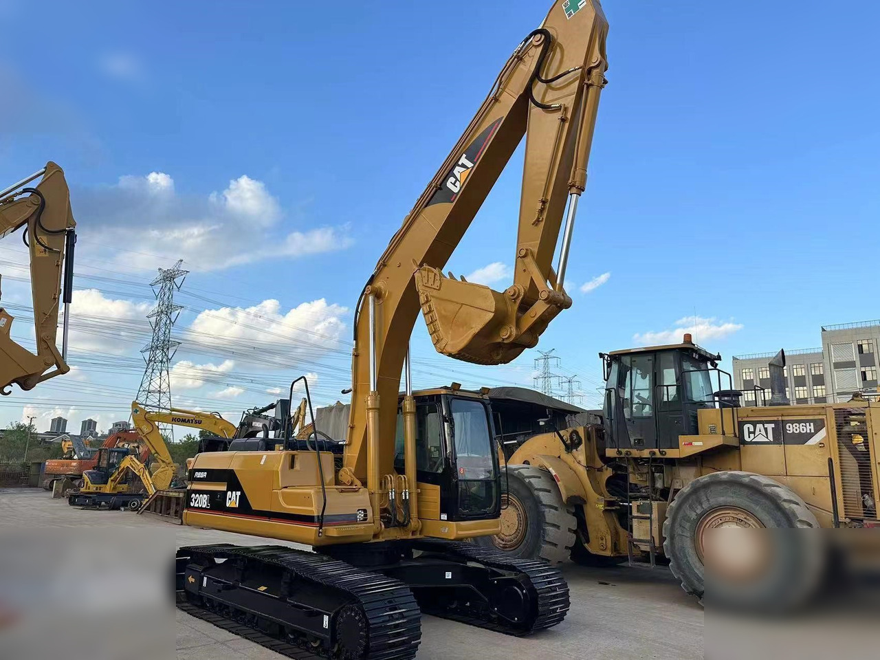 CATERPILLAR 320BL - Crawler excavator: picture 5 CATERPILLAR 320BL - Crawler excavator: picture 5