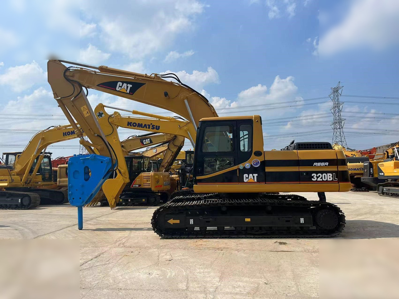 CATERPILLAR 320BL - Crawler excavator: picture 1 CATERPILLAR 320BL - Crawler excavator: picture 1