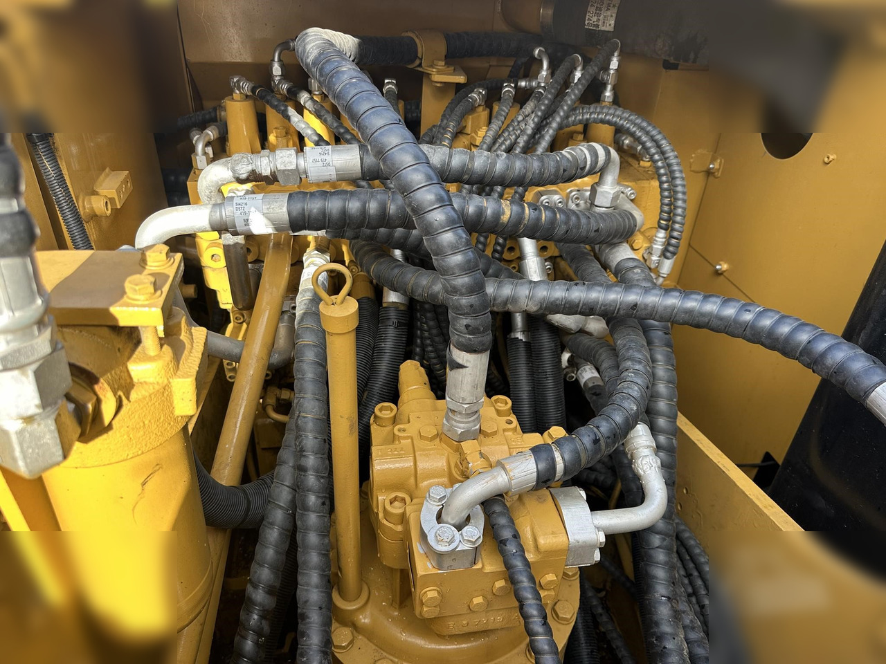 Crawler excavator CATERPILLAR 320D: picture 6 Crawler excavator CATERPILLAR 320D: picture 6