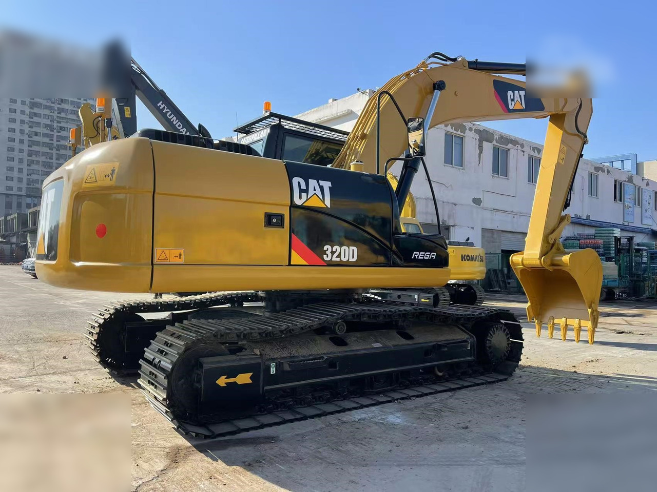 CATERPILLAR 320D - Crawler excavator: picture 3 CATERPILLAR 320D - Crawler excavator: picture 3