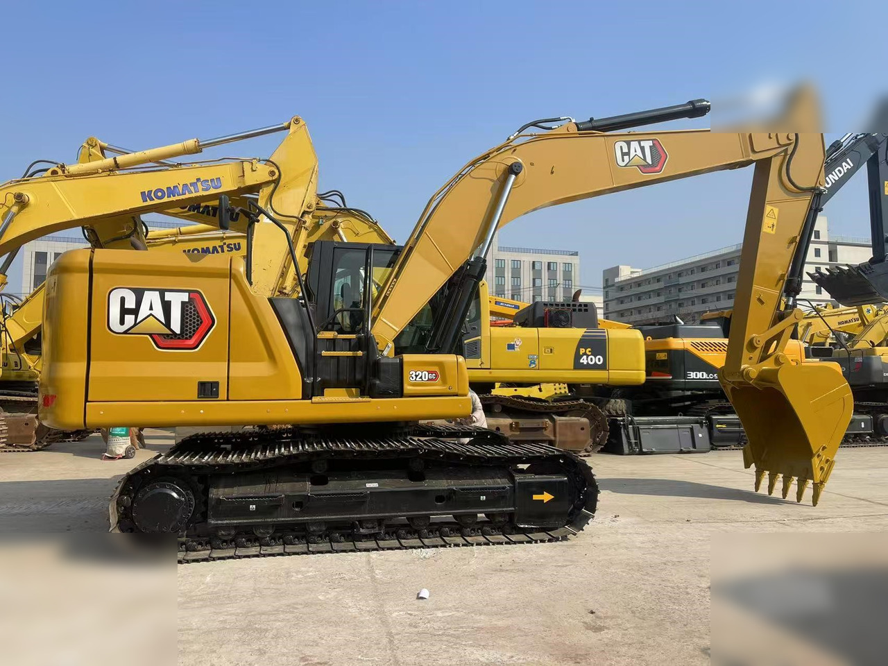 CATERPILLAR 320GC - Crawler excavator: picture 3 CATERPILLAR 320GC - Crawler excavator: picture 3