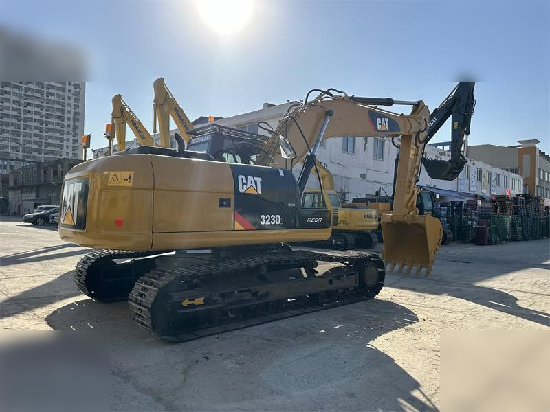 CATERPILLAR 323D - Crawler excavator: picture 4 CATERPILLAR 323D - Crawler excavator: picture 4