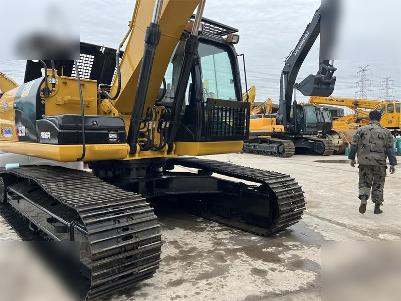 CATERPILLAR 323DL - Crawler excavator: picture 4 CATERPILLAR 323DL - Crawler excavator: picture 4