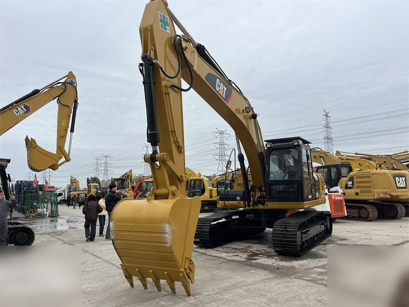 CATERPILLAR 323DL - Crawler excavator: picture 2 CATERPILLAR 323DL - Crawler excavator: picture 2