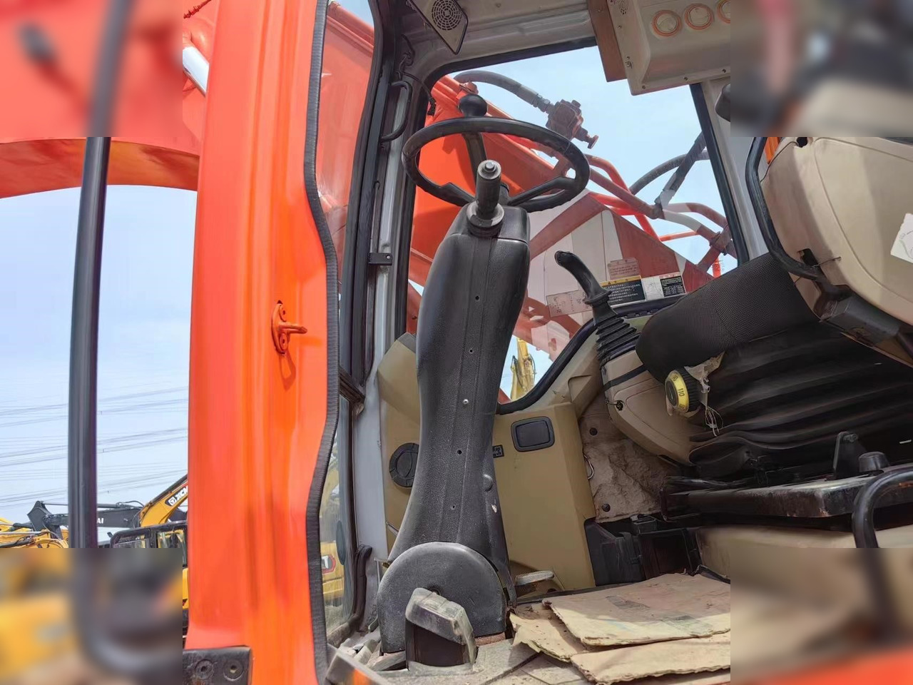 DOOSAN DH150W-7 - Wheel excavator: picture 5 DOOSAN DH150W-7 - Wheel excavator: picture 5