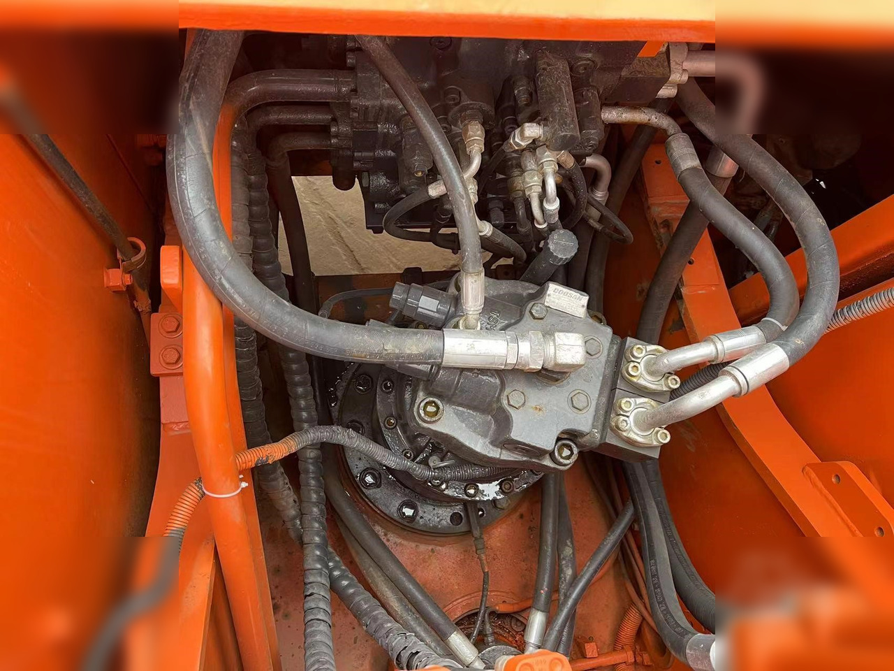 DOOSAN DX225 LC - Crawler excavator: picture 5 DOOSAN DX225 LC - Crawler excavator: picture 5