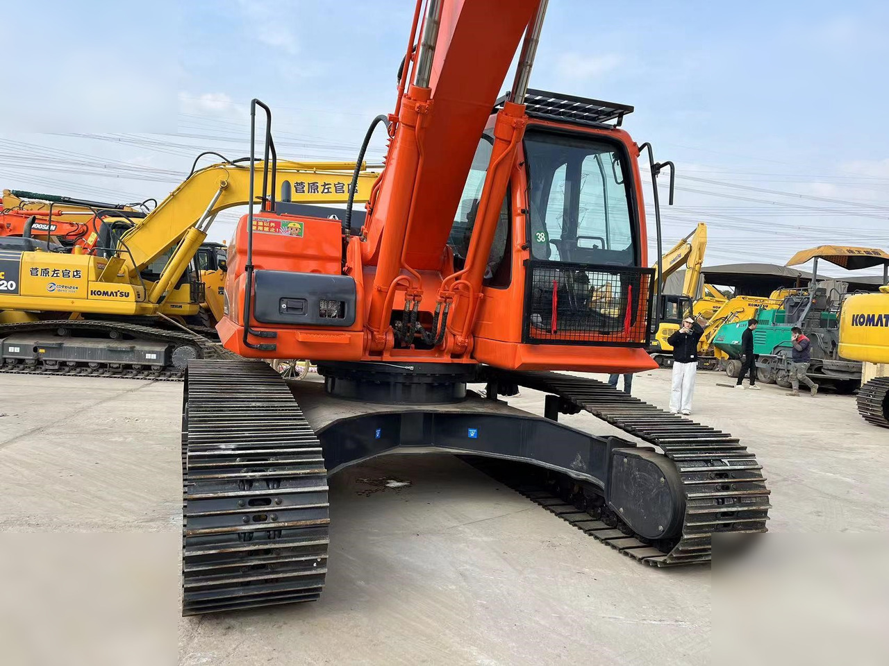 DOOSAN DX300 LC-9C - Crawler excavator: picture 4 DOOSAN DX300 LC-9C - Crawler excavator: picture 4