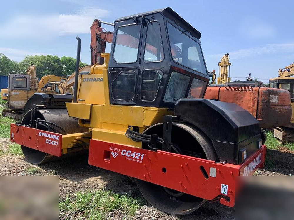 DYNAPAC CC421 - Road roller: picture 5 DYNAPAC CC421 - Road roller: picture 5