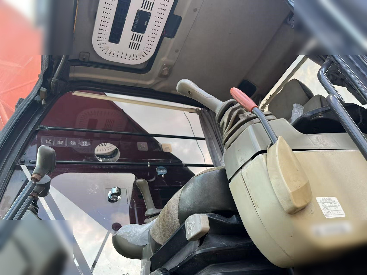 HITACHI ZX350H-5G - Crawler excavator: picture 5 HITACHI ZX350H-5G - Crawler excavator: picture 5