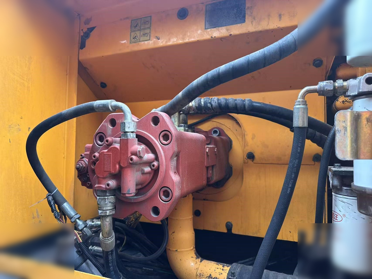 HYUNDAI ROBEX 210 LC-7 - Crawler excavator: picture 4 HYUNDAI ROBEX 210 LC-7 - Crawler excavator: picture 4