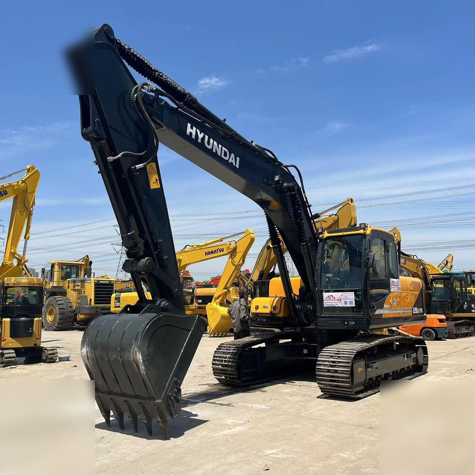 HYUNDAI ROBEX 220 LC-9S - Crawler excavator: picture 2 HYUNDAI ROBEX 220 LC-9S - Crawler excavator: picture 2