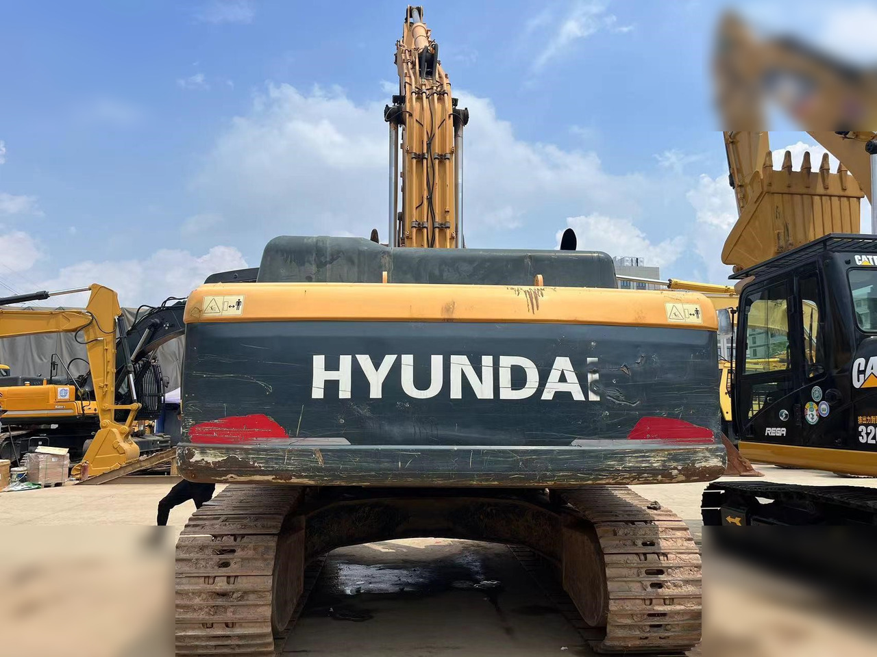 HYUNDAI ROBEX 305 LC-9S - Crawler excavator: picture 4 HYUNDAI ROBEX 305 LC-9S - Crawler excavator: picture 4