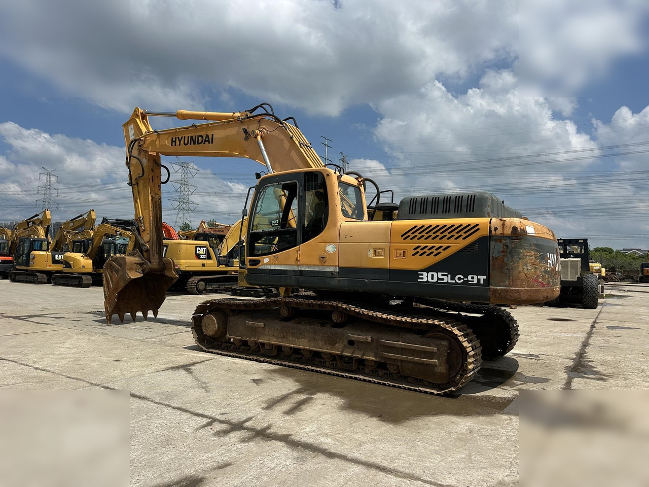 HYUNDAI ROBEX 305 LC-9T - Crawler excavator: picture 2 HYUNDAI ROBEX 305 LC-9T - Crawler excavator: picture 2