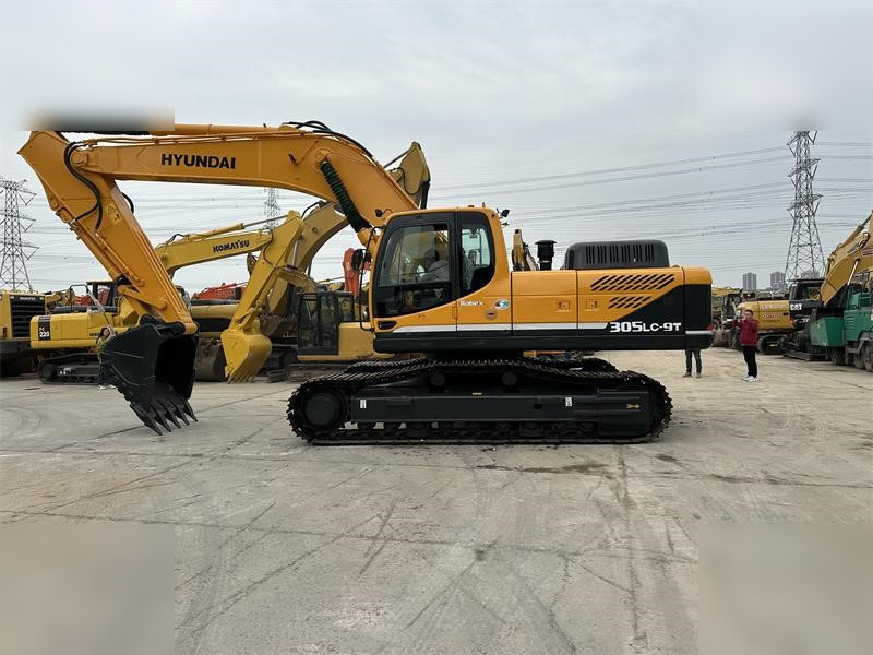 HYUNDAI ROBEX 305 LC-9T - Crawler excavator: picture 1 HYUNDAI ROBEX 305 LC-9T - Crawler excavator: picture 1