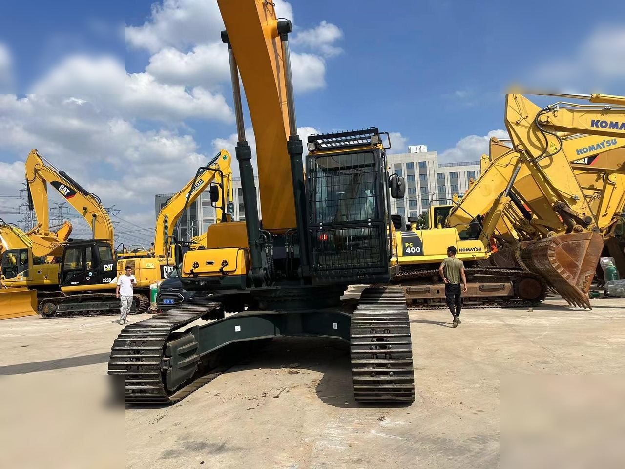 HYUNDAI ROBEX 330 LC-9S - Crawler excavator: picture 4 HYUNDAI ROBEX 330 LC-9S - Crawler excavator: picture 4