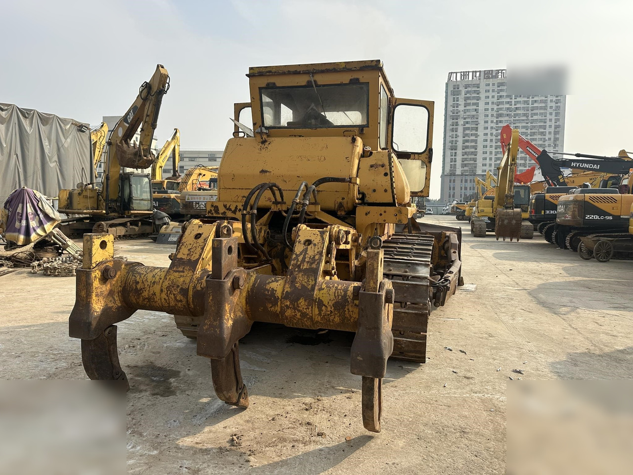 KOMATSU D85-18 - Bulldozer: picture 5 KOMATSU D85-18 - Bulldozer: picture 5