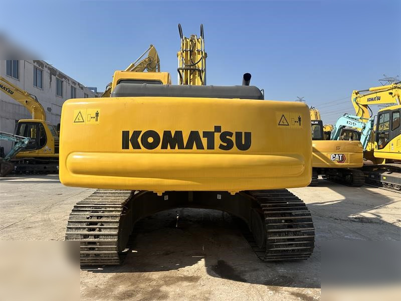 Leasing of KOMATSU PC220-6 KOMATSU PC220-6: picture 8 Leasing of KOMATSU PC220-6 KOMATSU PC220-6: picture 8